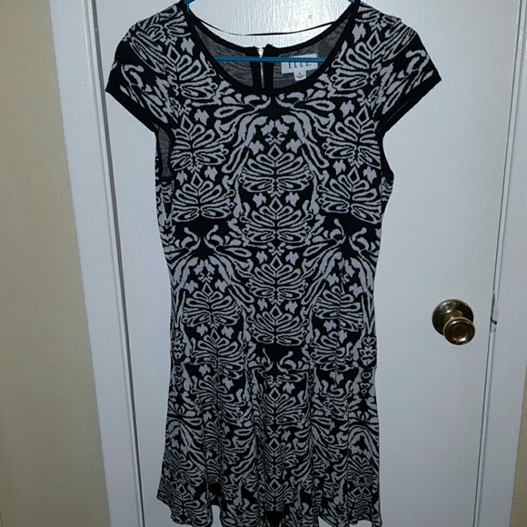 Cute and comfy dress by Elle