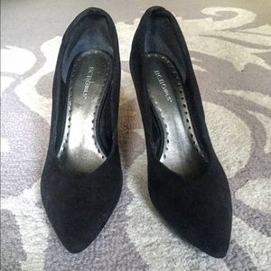 BCBGirls Black suede pumps 9.5 size