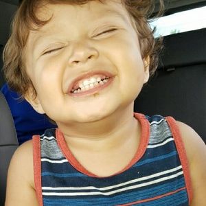 Meet your Posher, Yessica