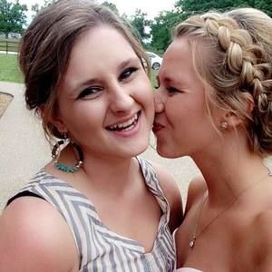 Meet your Posher, Gabby