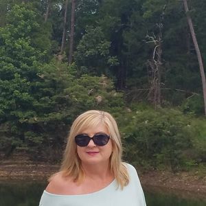 Meet your Posher, Patra