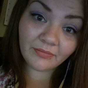 Meet your Posher, Juli