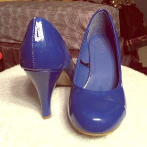 Dark blue high heel shoes