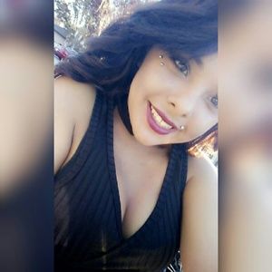 Meet your Posher, Leslie