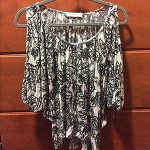 Francesca's Collections Cold Shoulder peasant top