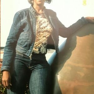 Meet your Posher, Pamela