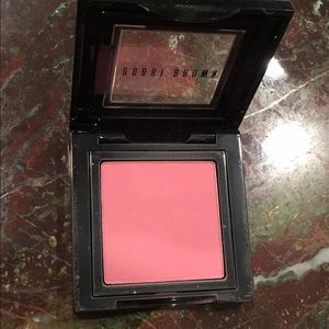 New Bobbi Brown Blush