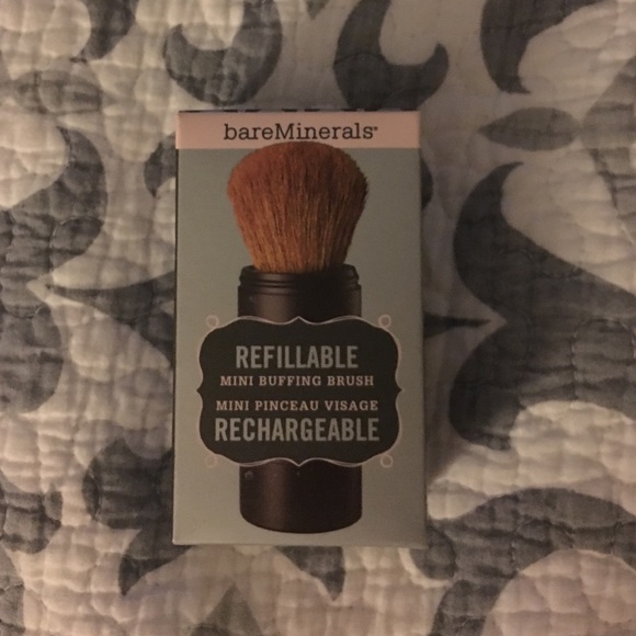Mini Buffing Brush.  Bare Minerals