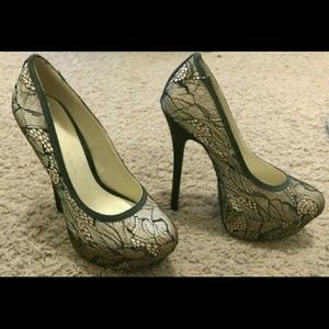 Lace pumps