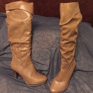 Camel color knee high slouchy boots! Made by Bronx