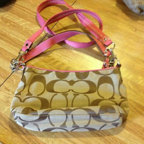 Coach - Picture 2 of 2