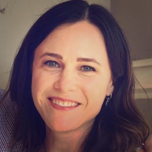 Meet your Posher, Carey