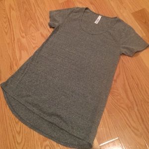 LulaRoe Classic Tee