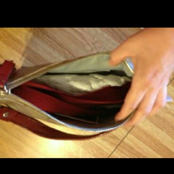 Coach - Picture 4 of 4