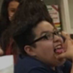 Meet your Posher, Luis