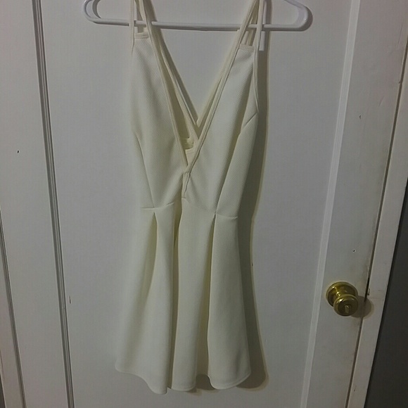 White cross back dress size M