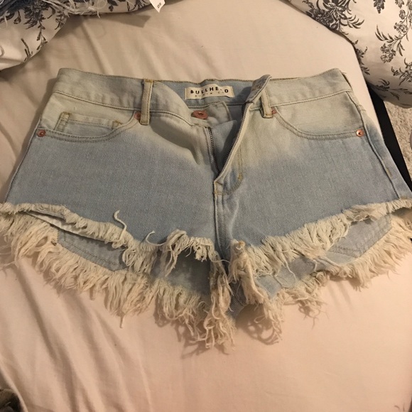 Bullhead brand new without tags shorts! High rise!