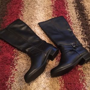 NWOT black boots 👢💋👢