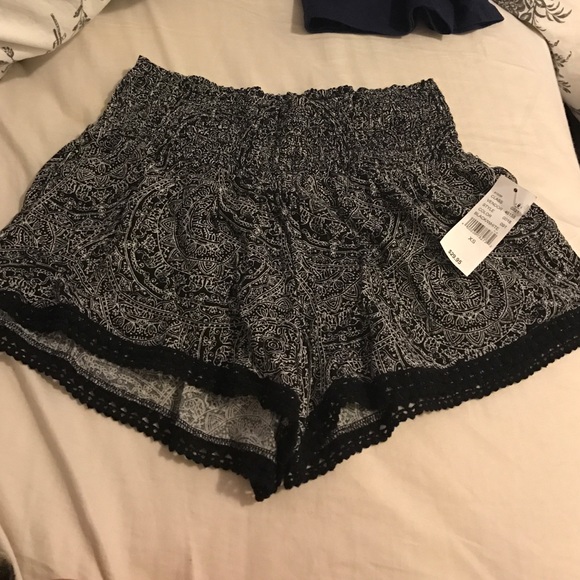 New with tags pacsun shorts. Size XS
