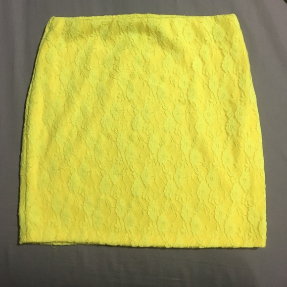 Bar III Dresses & Skirts - Bar III Cute Mini Skirt Bright Yellow