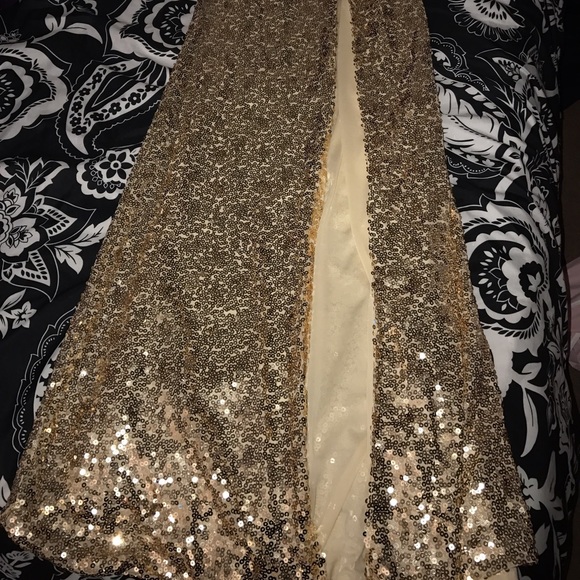 Gold Sequin Prom dress - Picture 4 of 4