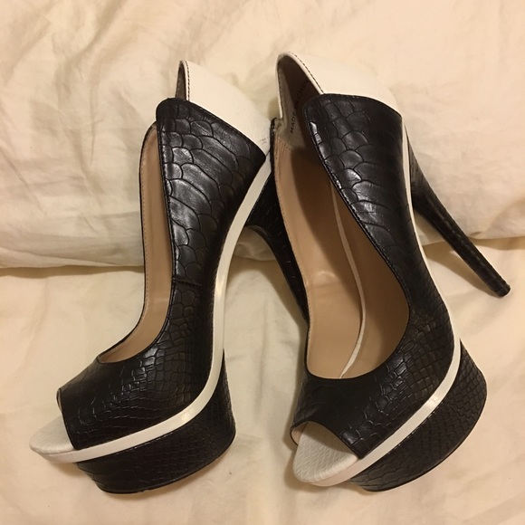 BEBE high heels black and white leather