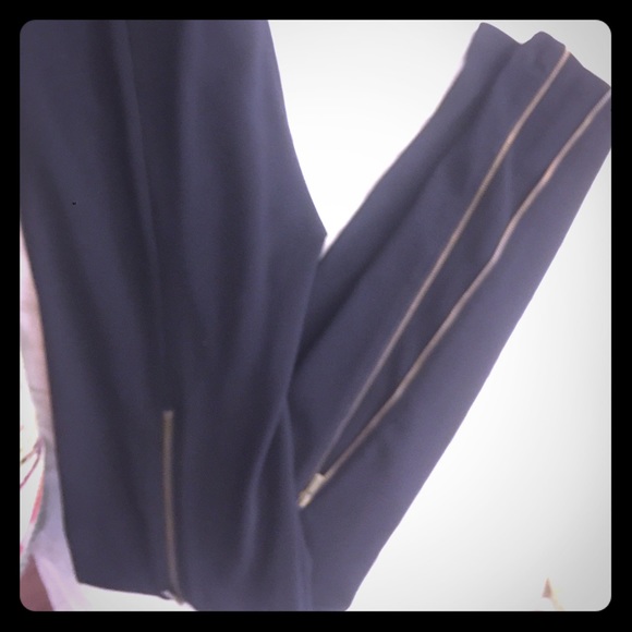 BCBG maxazria black knit leggings