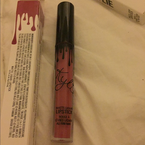 Kylie Jenner lipstick posie k - Picture 4 of 4