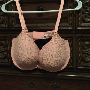 Victoria's Secret push-up bra 38dd