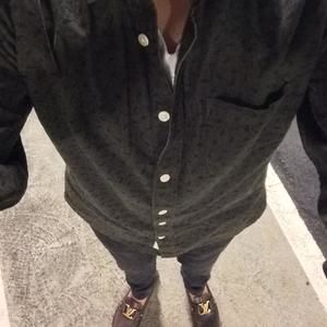 Meet your Posher, Ahmad