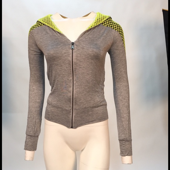 Beach bunny hoodie.