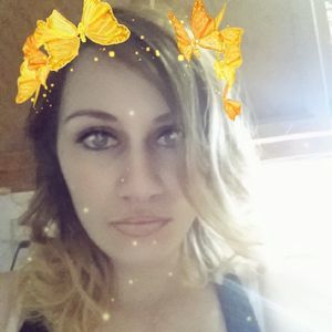 Meet your Posher, Carrie