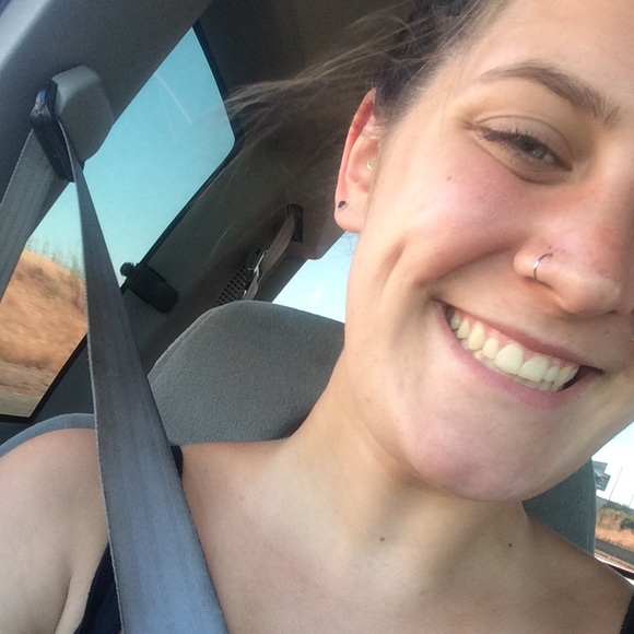 Meet your Posher, Bailey