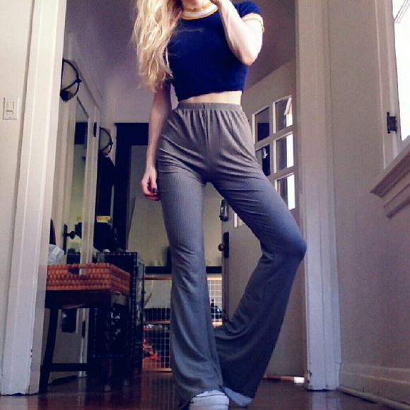 SOLD 70's DOLL FLARED KNIT TROUSER - Picture 3 of 4