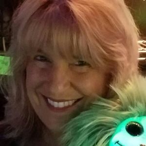 Meet your Posher, Linda