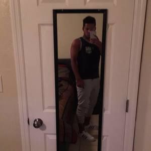 Meet your Posher, Gerardo