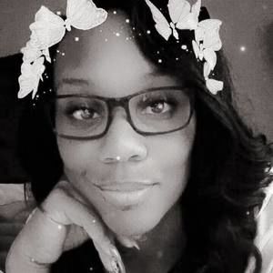 Meet your Posher, Daphne