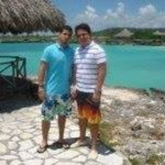 Meet your Posher, Luis - Picture 1 of 1