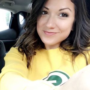 Meet your Posher, Carly
