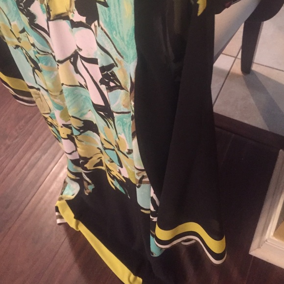 Ronni Nicole Dress - Picture 3 of 4