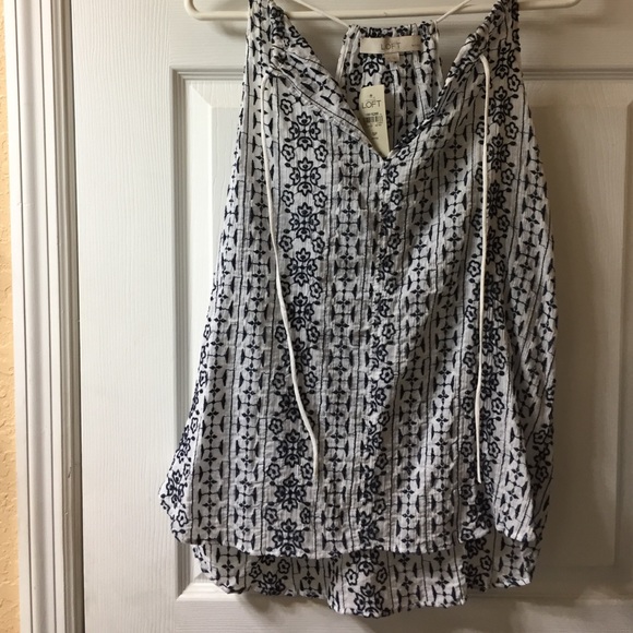 White and blue tank top from loft size SP
