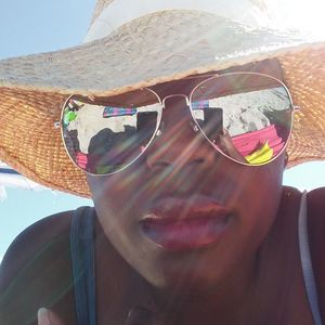 Meet your Posher, Brittany