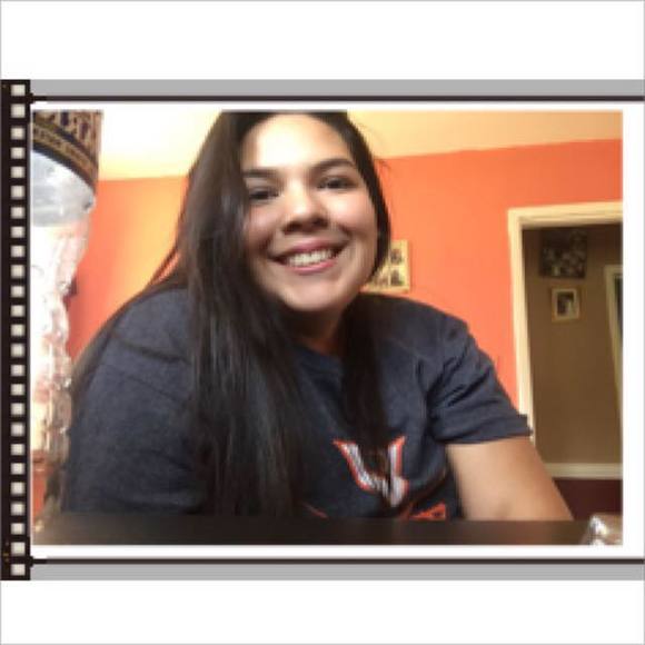 Meet your Posher, Vanessa