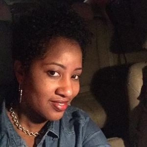 Meet your Posher, Latoya