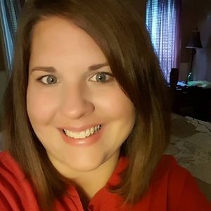 Meet your Posher, Tonya