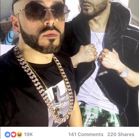 Meet your Posher, Felix - Picture 1 of 1