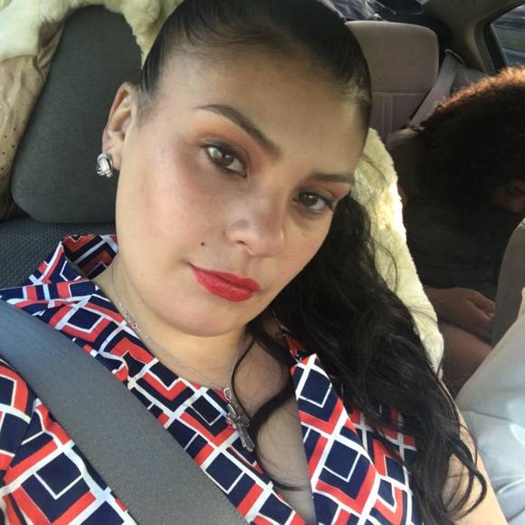 Meet your Posher, Tiffany - Picture 1 of 1