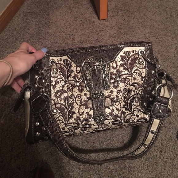 shyanne purse
