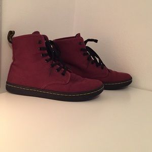 Maroon Dr.Martens
