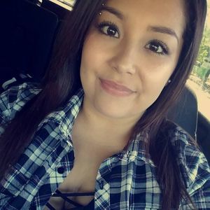 Meet your Posher, Desi